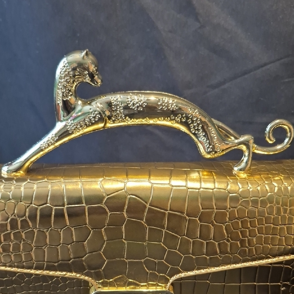 Chic Gold Crocodile Embossed Clutch with Gold Leopard Handle - Picture 9 of 17